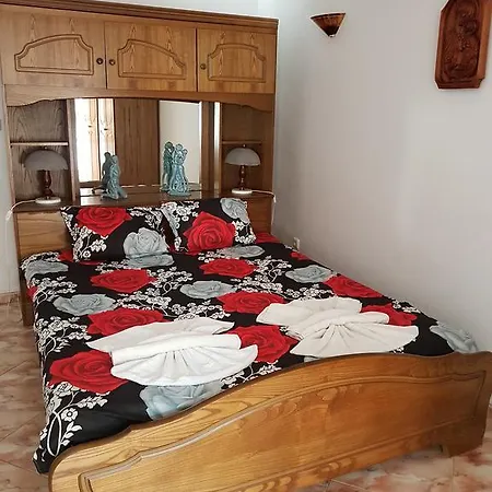 Guest Heaven Guest house *